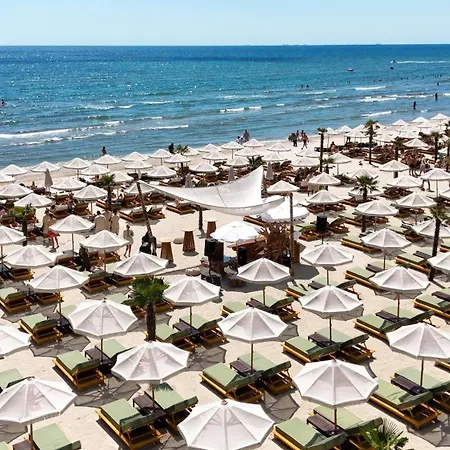 Edward - Apart-resort Mamaia Nord - Azimuth * Năvodari